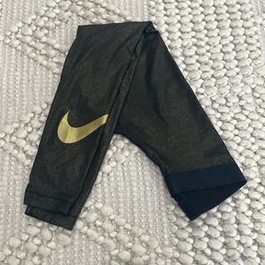 Nike Pro Black/Gold Legging XS
